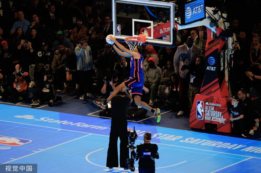 一个容易的 一个容易的